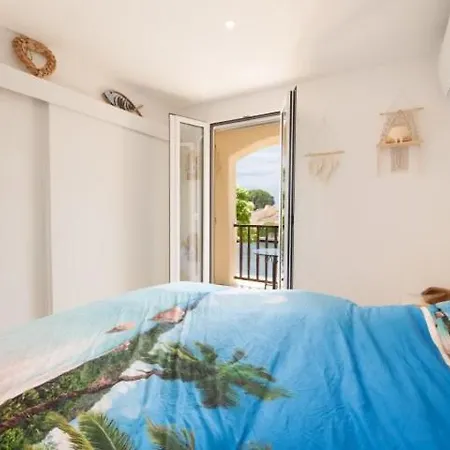 Happiness Provider Grimaud